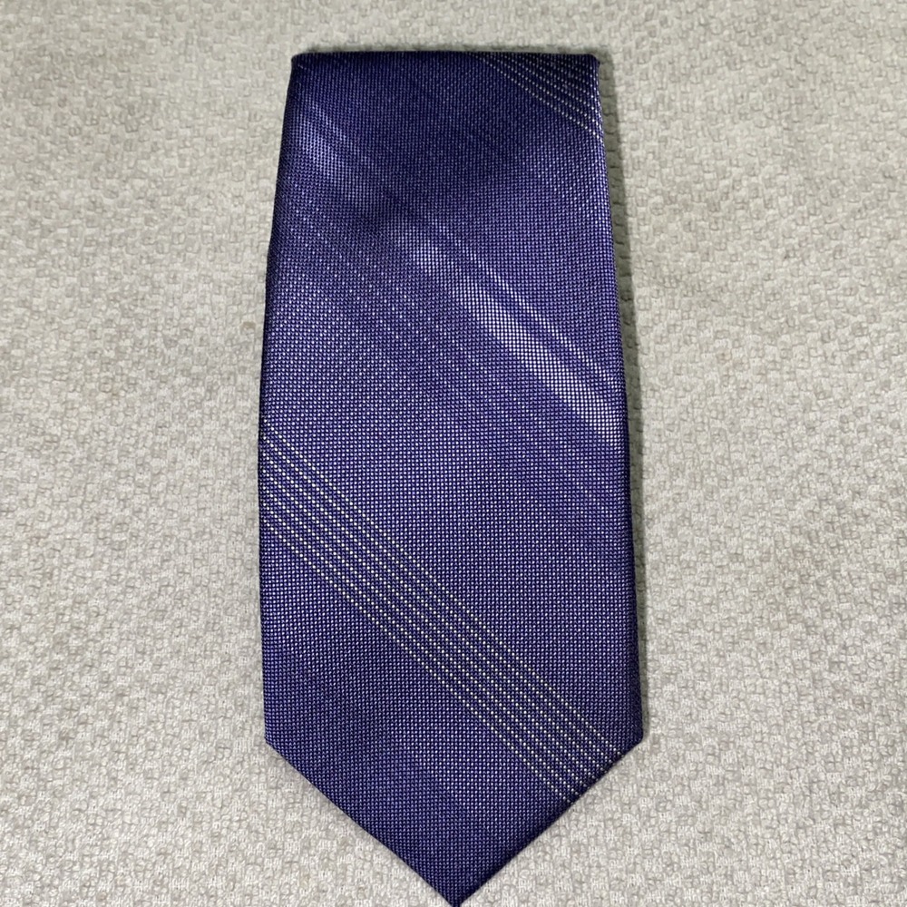 Van Heusen Nwt Purple Striped 57'' x 2.75"